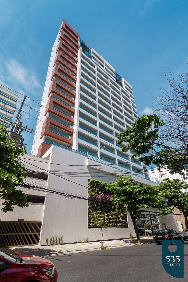 Bedsitter with sea view and modern amenities