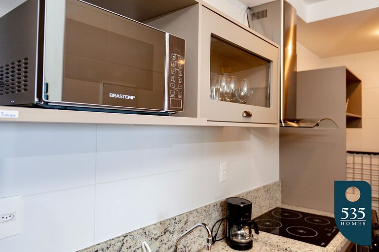 Bedsitter with sea view and modern amenities
