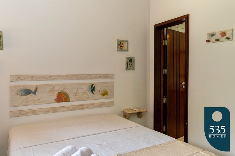 Oasis in the village of Praia do Forte House with 4 suites.