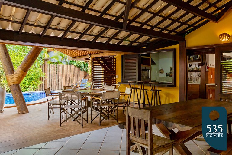 Oasis na Vila de Praia do Forte Casa 4 suítes.