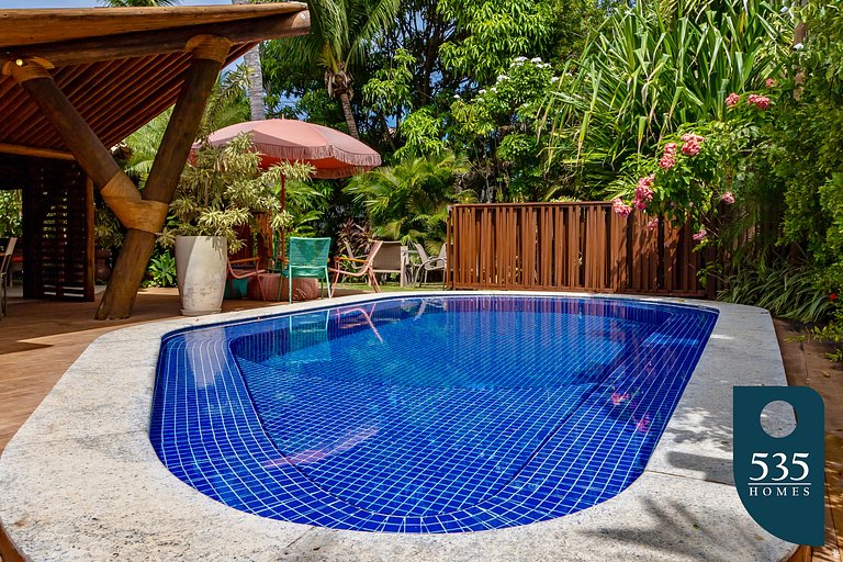 Oasis in the village of Praia do Forte House with 4 suites.