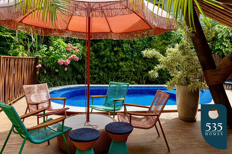 Oasis in the village of Praia do Forte House with 4 suites.