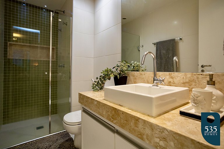 Precioso apartamento con balcón gourmet en Ondina
