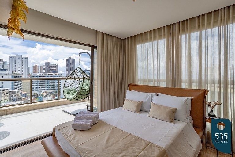 Enjoy the Stunning Beachfront Bedsitter