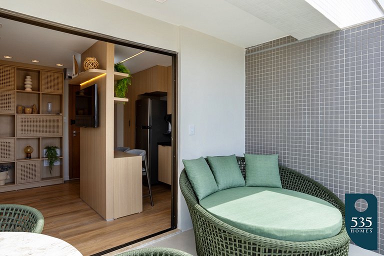 Enjoy the Stunning Beachfront Bedsitter