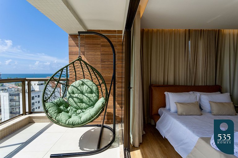 Enjoy the Stunning Beachfront Bedsitter