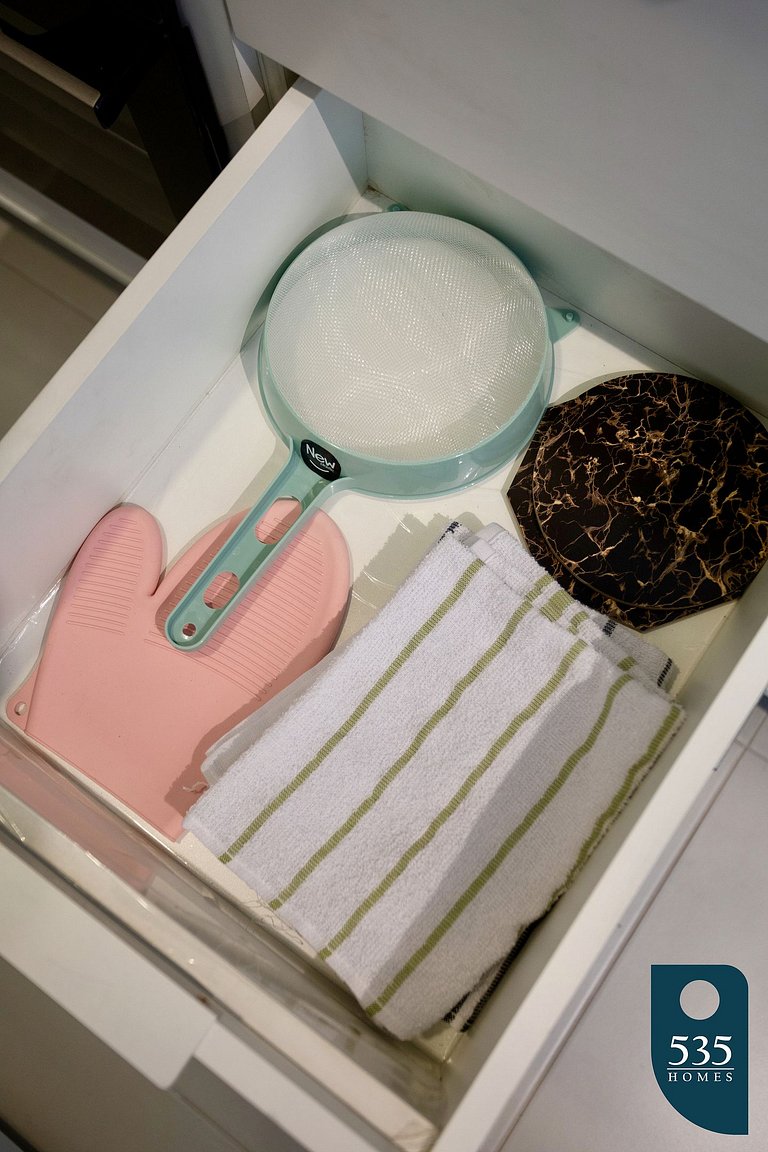 Apartamento em prédio com piscina no rooftop