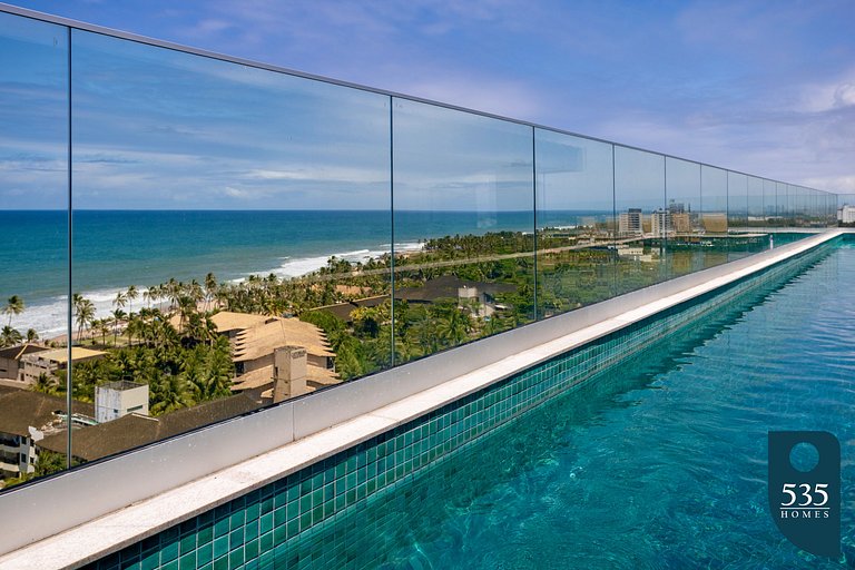 Apartamento em prédio com piscina no rooftop