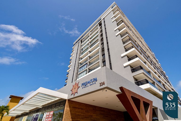 Apartamento em prédio com piscina no rooftop