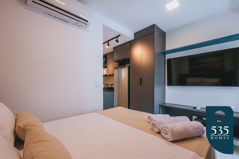 Studio with Rooftop 500m from the Barra's beach