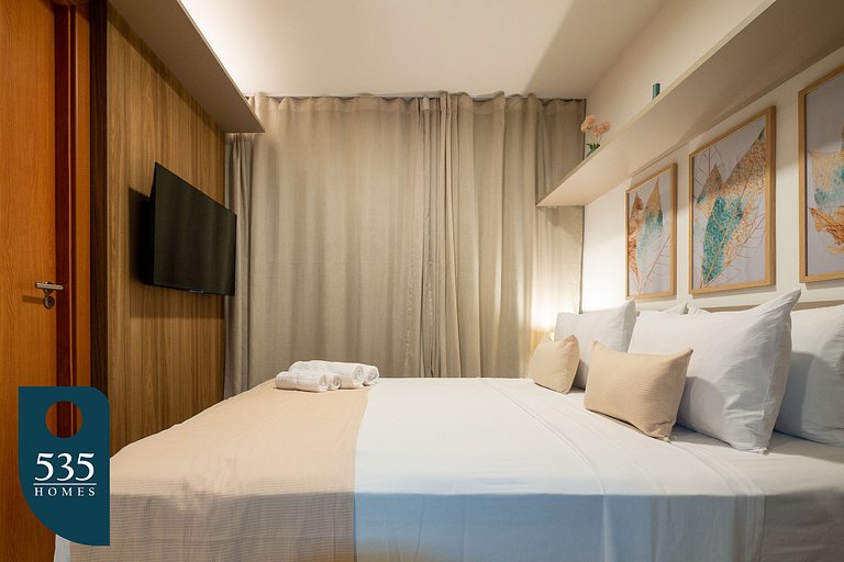Stay in a Condo near Shopping da Bahia