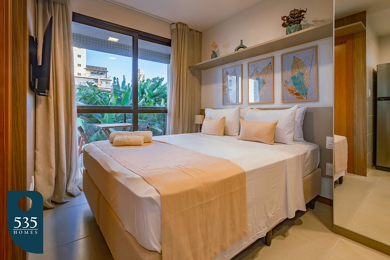 Stay in a Condo near Shopping da Bahia