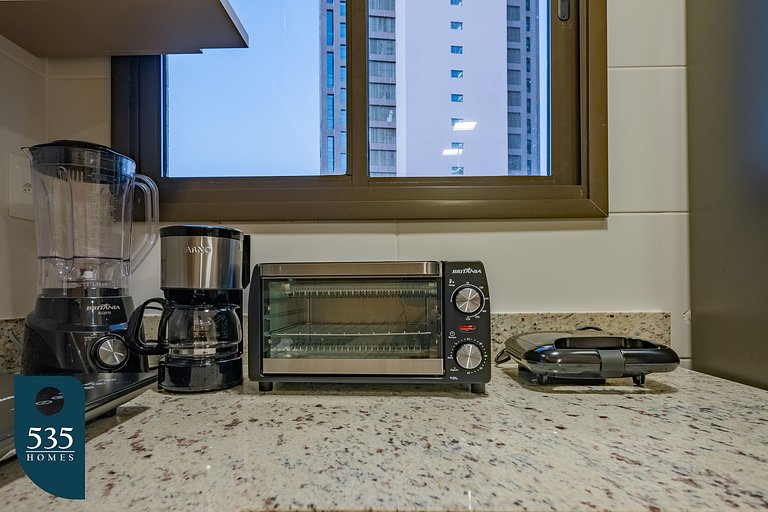 Stay in a Condo near Shopping da Bahia