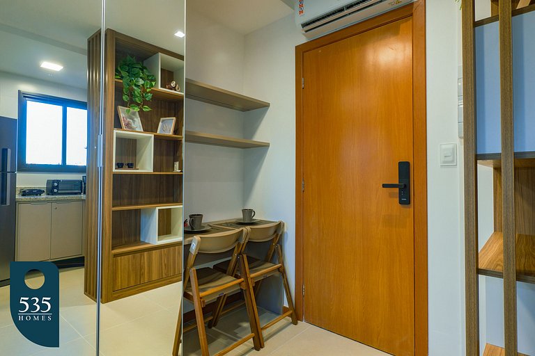 Stay in a Condo near Shopping da Bahia