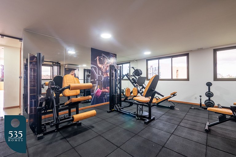 Stay in a Condo 500m from Shopping da Bahia
