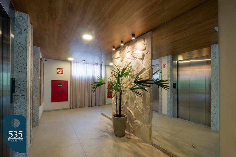 Stay in a Condo near Shopping da Bahia