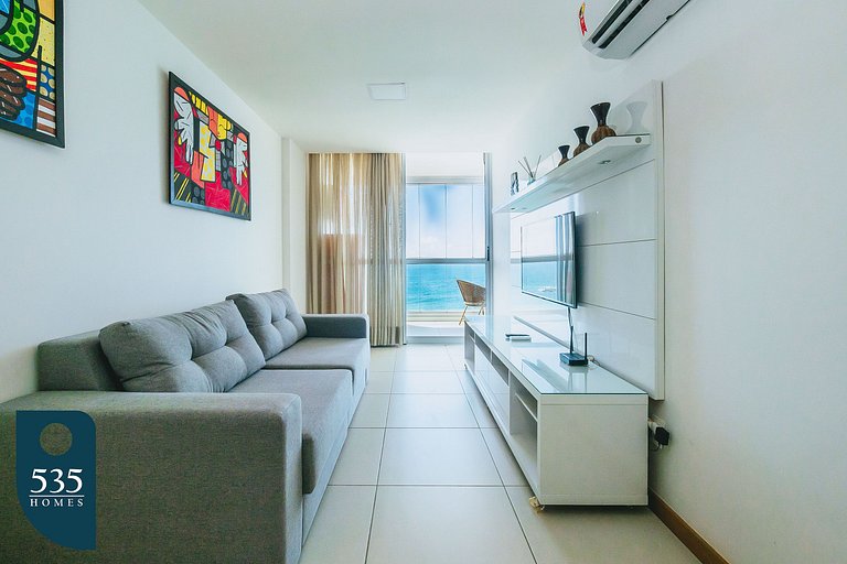 Bedsitter with Sea View, 300m from Farol da Barra