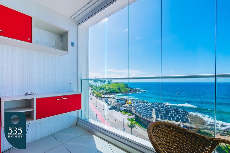 Bedsitter with Sea View, 300m from Farol da Barra