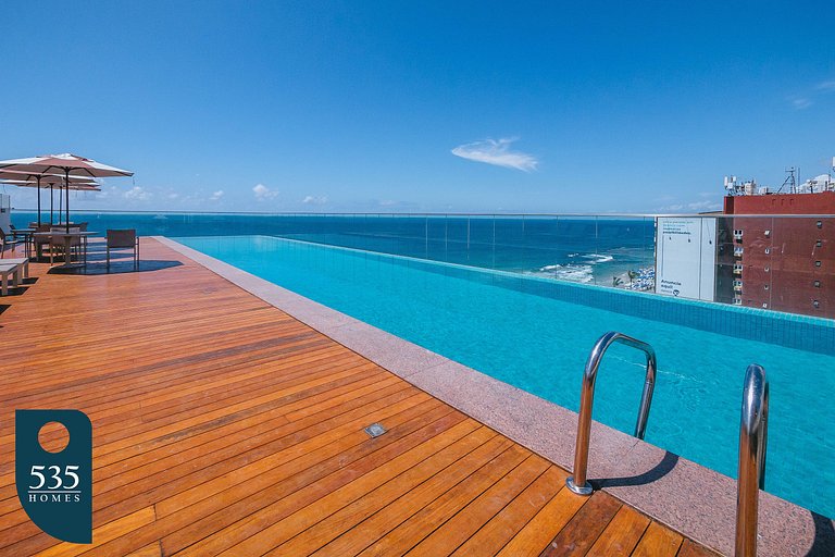 Bedsitter with Sea View, 300m from Farol da Barra