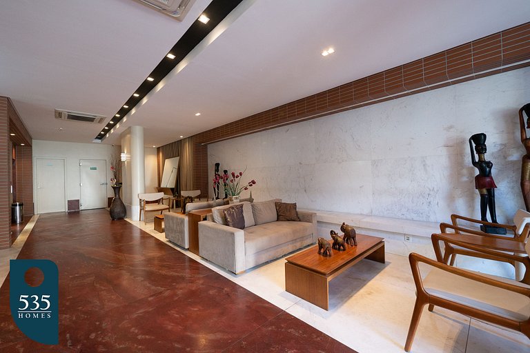 Bedsitter with Sea View, 300m from Farol da Barra