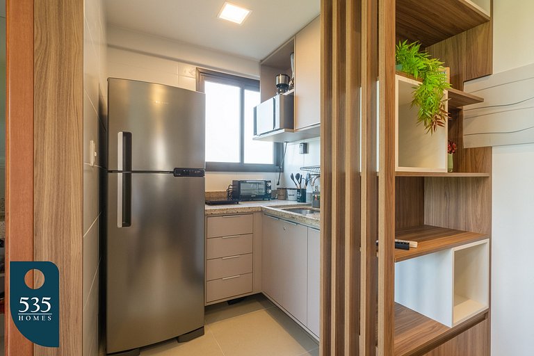 Studio near Shopping and Subway