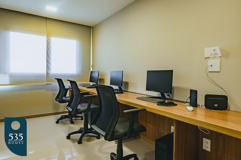 Quarto e sala 450m da praia de ondina