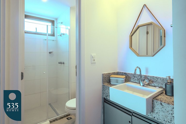 Apartamento super equipado perto da praia da Barra