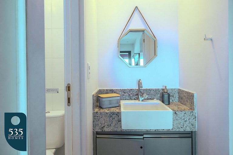 Apartamento super equipado perto da praia da Barra