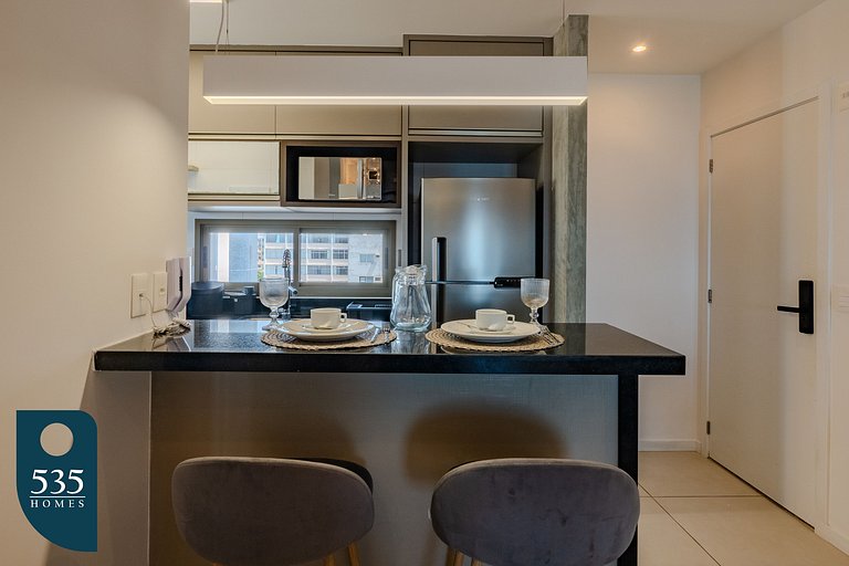 Apartamento super equipado perto da praia da Barra