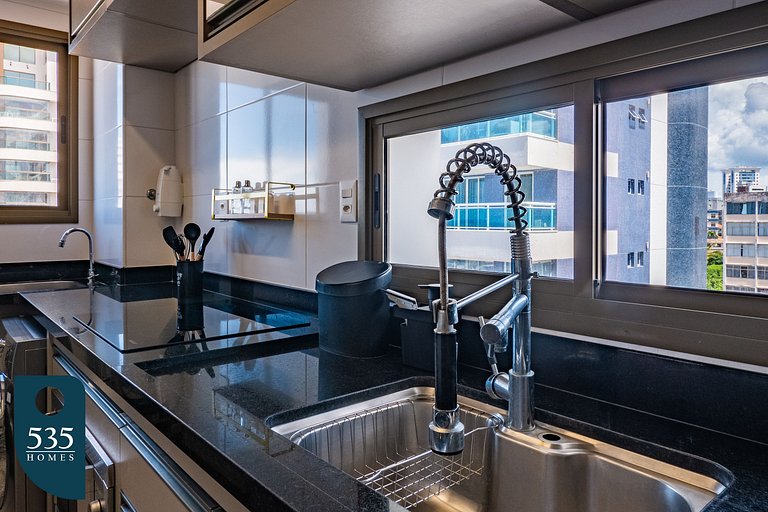 Apartamento super equipado perto da praia da Barra