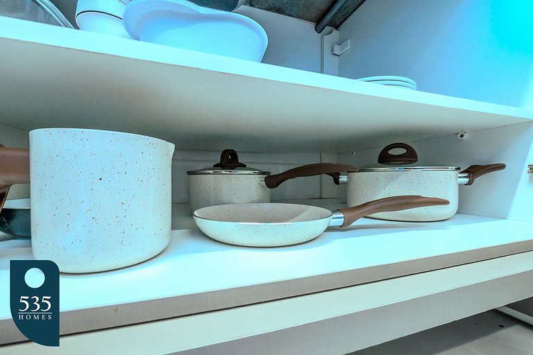 Apartamento super equipado perto da praia da Barra