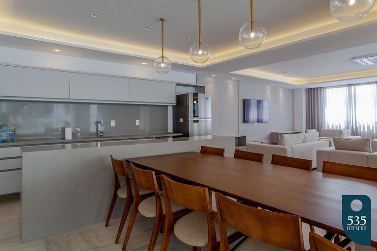 Apartamento super equipado perto da praia da Barra