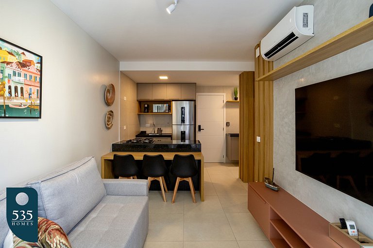 Your Cozy Retreat 100m from Farol Beach