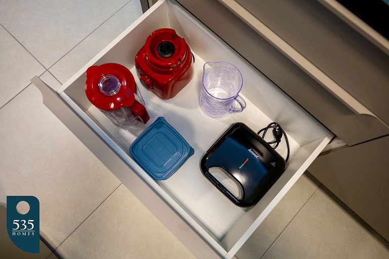 Your Cozy Retreat 100m from Farol Beach