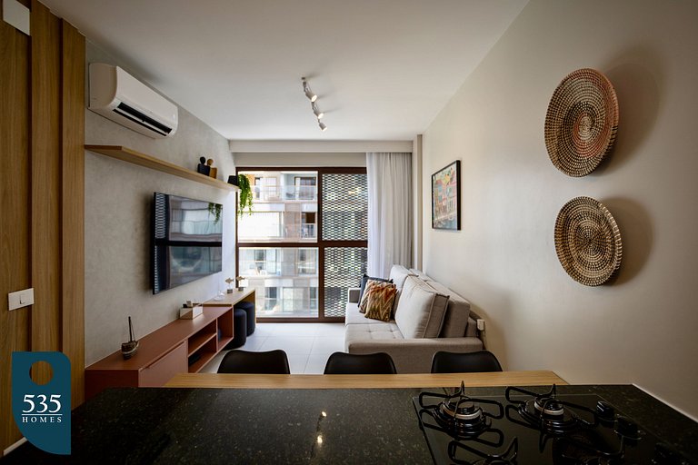 Your Cozy Retreat 100m from Farol Beach