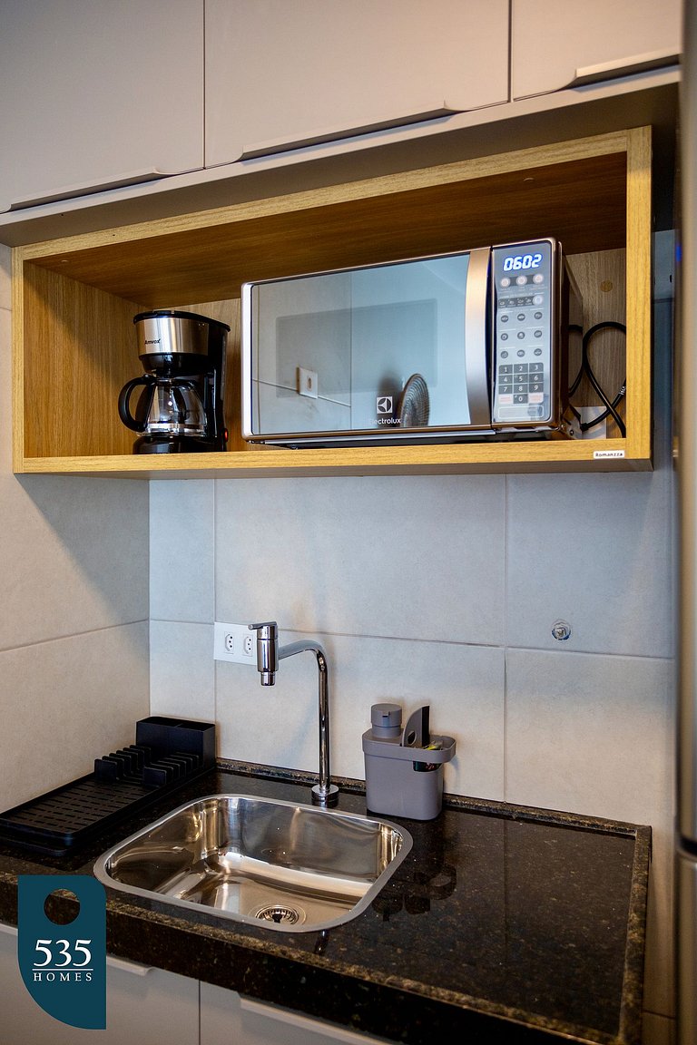 Your Cozy Retreat 100m from Farol Beach