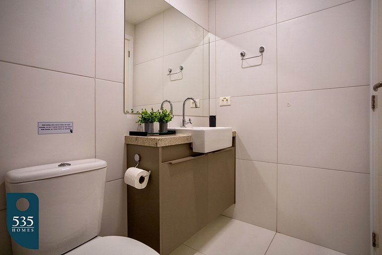 Your Cozy Retreat 100m from Farol Beach