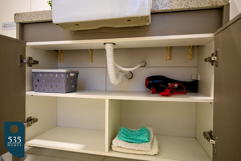 Your Cozy Retreat 100m from Farol Beach