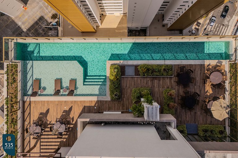 Apartamento em condomínio moderno no Itaigara