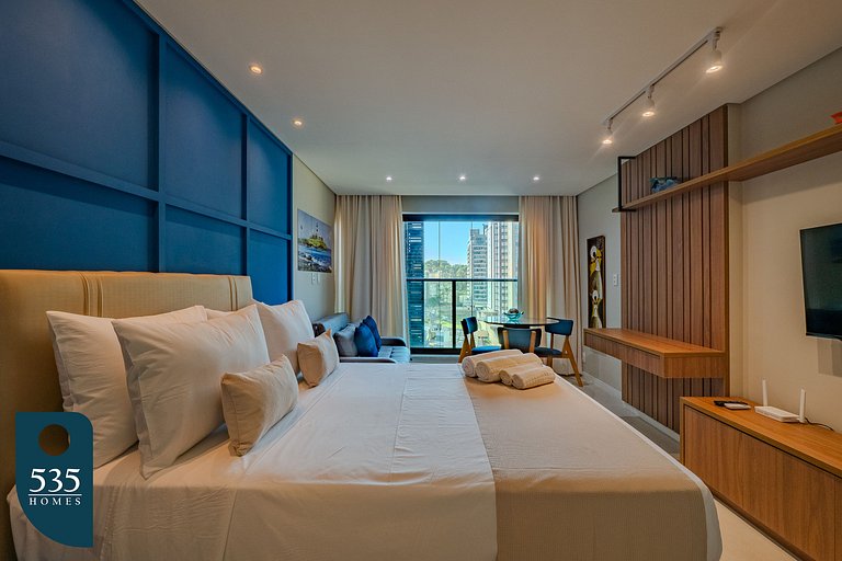 Modern Stay in a Seafront Condominium