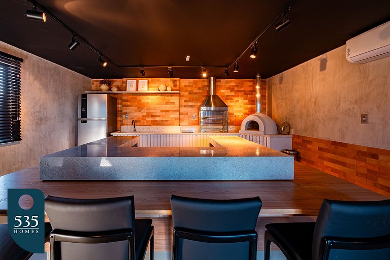 Modern Stay in a Seafront Condominium