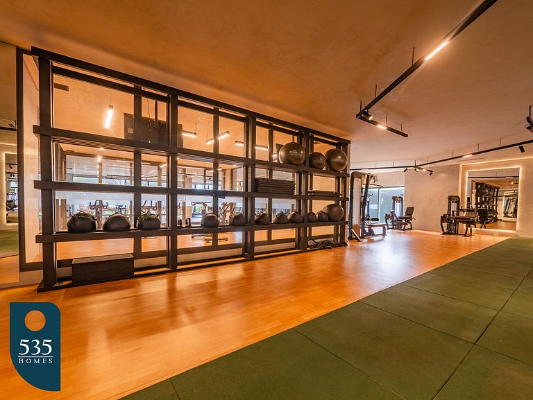 Modern Stay in a Seafront Condominium