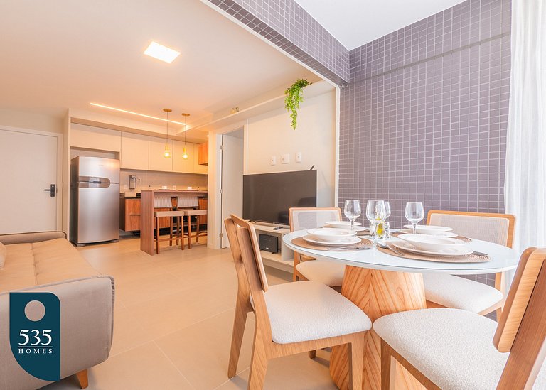 Quarto e sala na Barra a 550m do Shopping