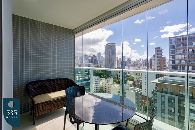 Apartamento na Barra a 200m do Farol