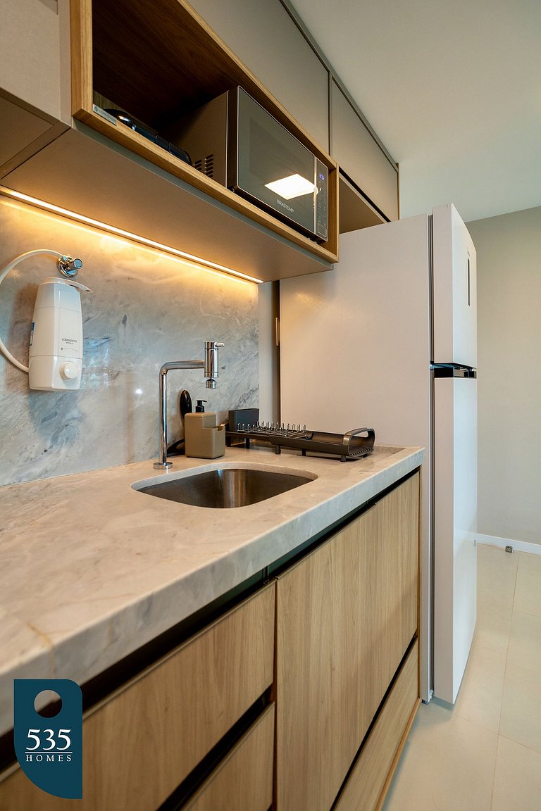 Apartamento na Barra a 200m do Farol