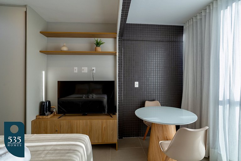 Condomínio com Piscina e Sauna no Coração da Barra
