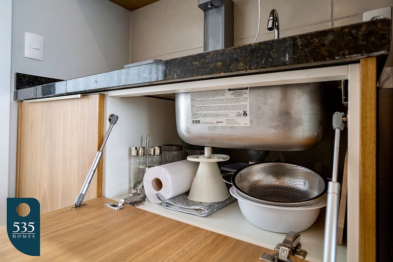 Condo with Pool and Sauna in the Heart of Barra