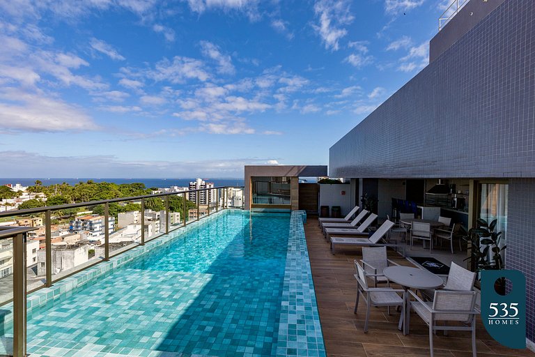 Condomínio com Piscina e Sauna no Coração da Barra