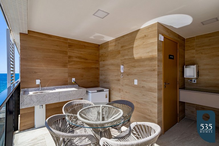 Comfort Just Steps from Barra Beach