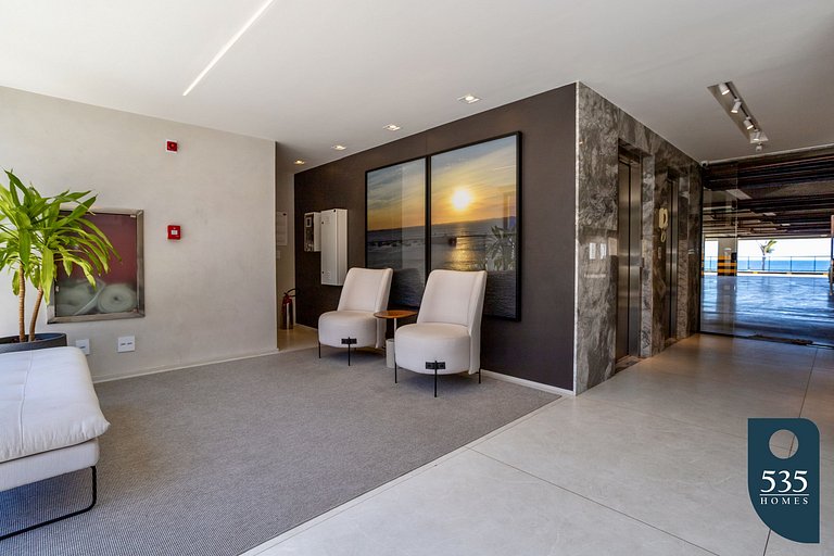Conforto em apartamento a passos da praia da Barra